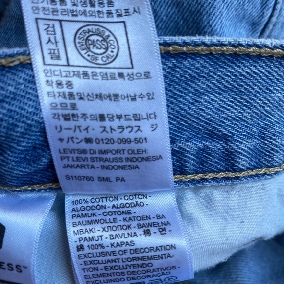 Levi’s Women’s 94 Baggy Straight Leg Jeans Size 30 Medium Wash High Rise - Picture 8 of 8